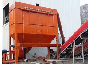 Mine crushing dust collector